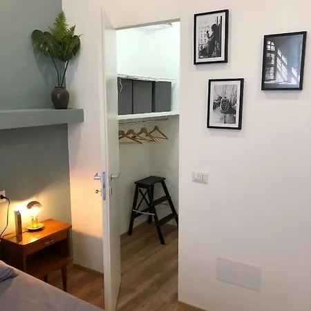 Lejlighed Tech & Retro House, In Marghera District!