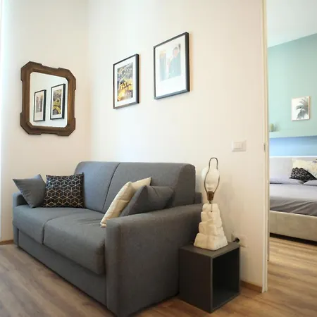 Tech & Retro House, In Marghera District! Lejlighed